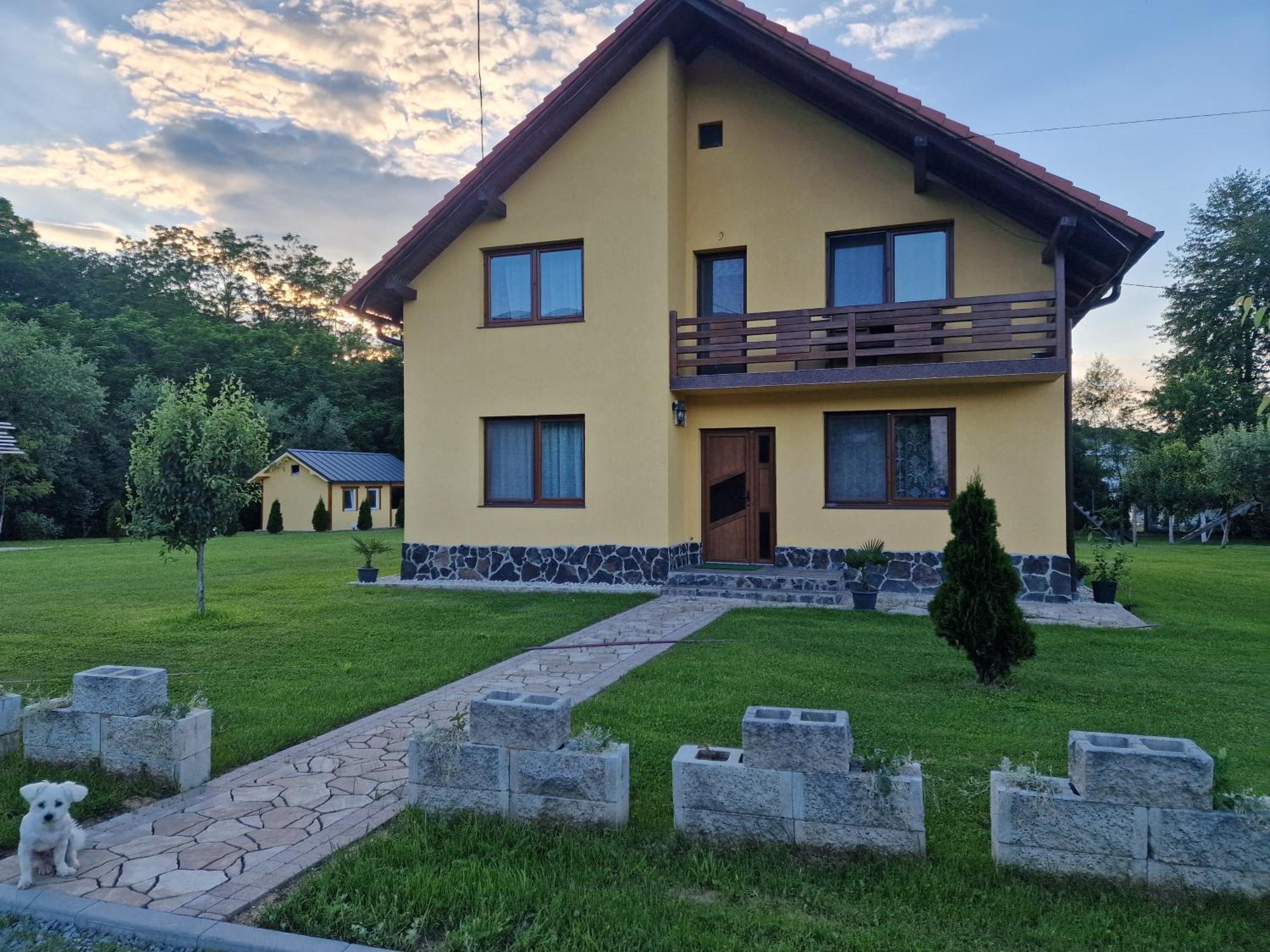 Casa Maya Săsciori Buitenkant foto
