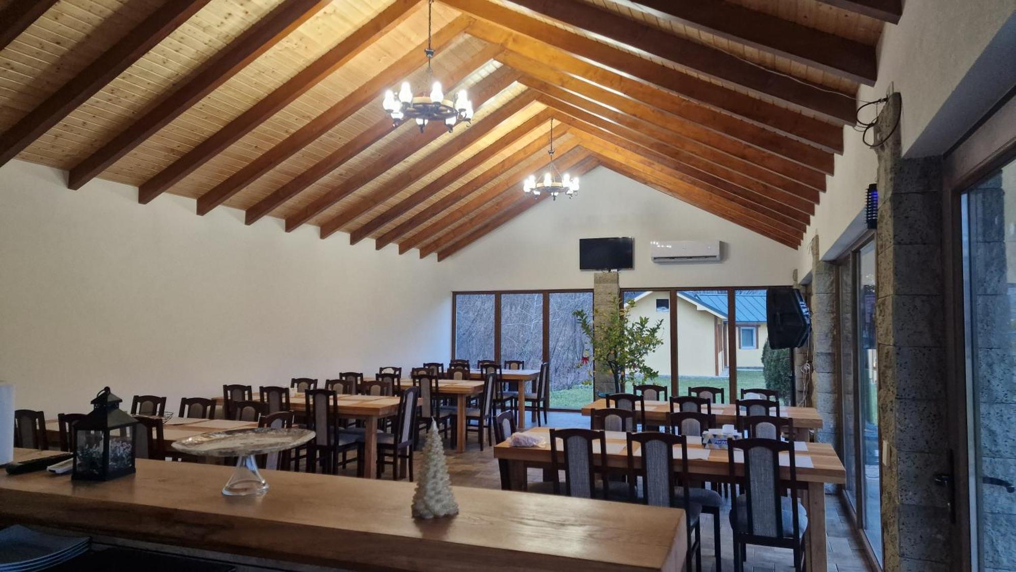 Casa Maya Săsciori Buitenkant foto